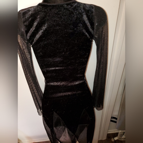 Sexy Witch Costume - Picture 4 of 6